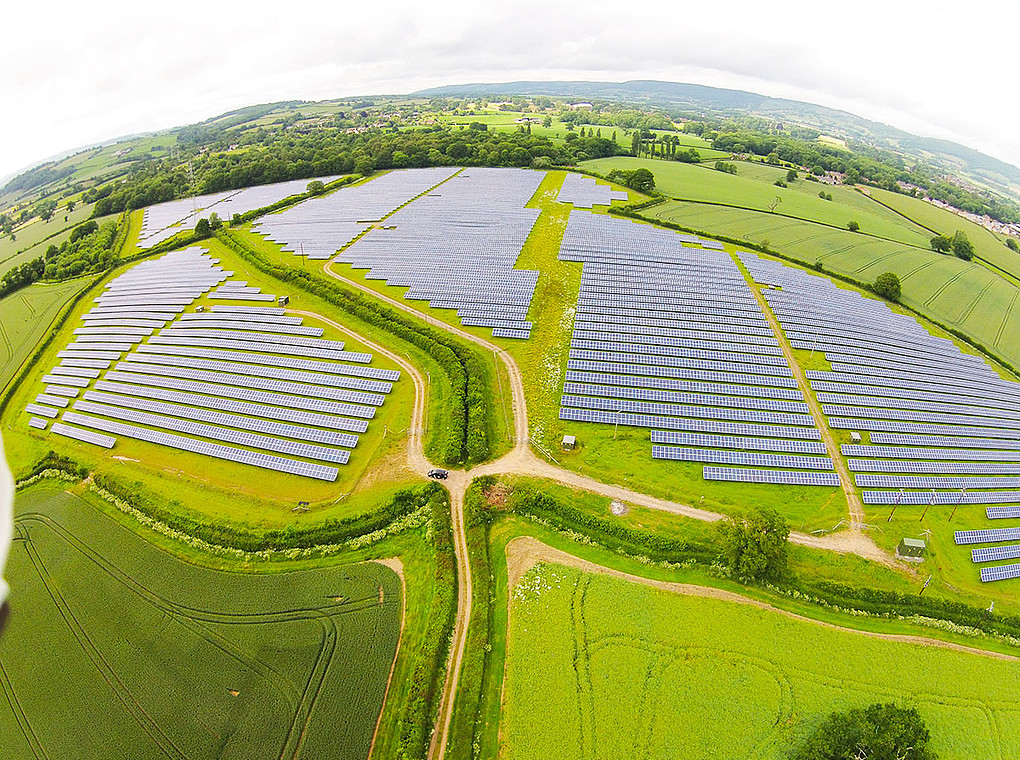 Luftbild der 10 MW Anlage Halse in Großbritannien