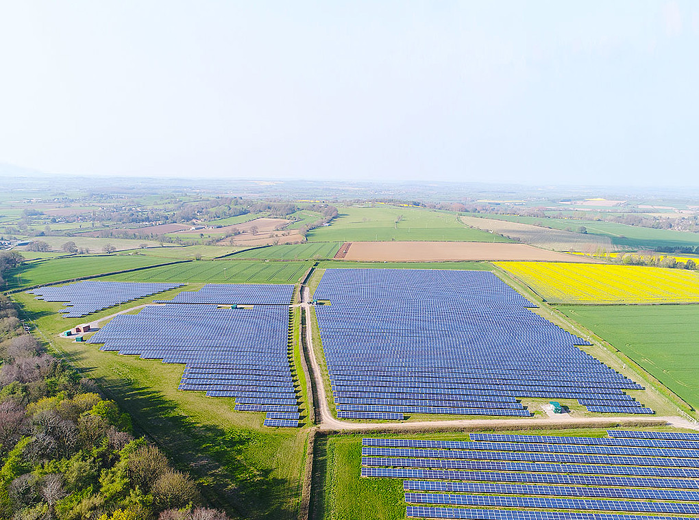 PV Freiflächenpark mit 9,996 MWp in Hurcott